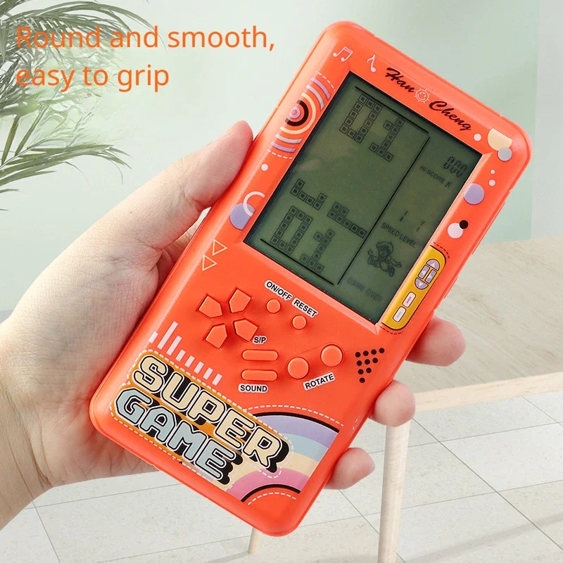 جهاز ألعاب محمول بتصميم قديم ا - مراجعة Retro Gaming Xbox وسعره